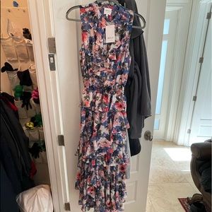 MAXI MISA FLORAL DRESS SIZE LARGE
